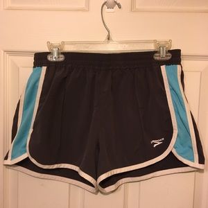 Brooks women’s lined running shorts
